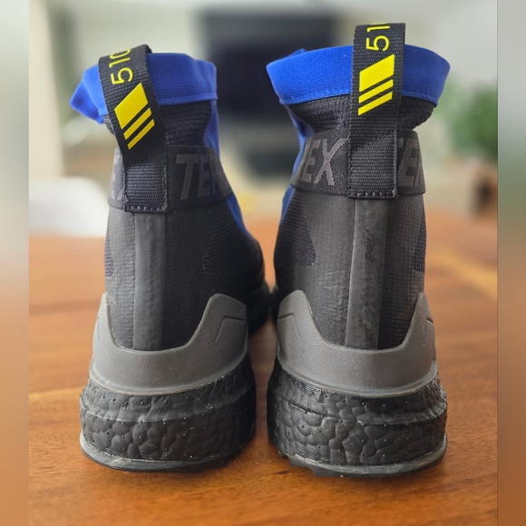 Adidas Terrex Free Hiker COLD.RDY hiking boots - Picture 4 of 8